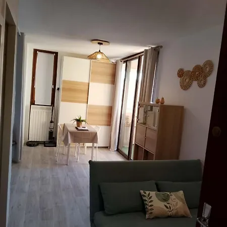 Apartment Moderne Confort Greoux-les-Bains